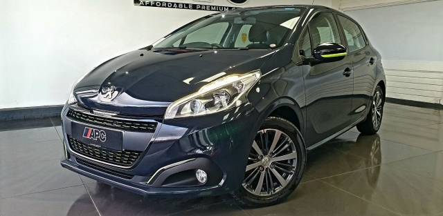Peugeot 208 1.2 PureTech Active Design Lime Euro 6 5dr Hatchback Petrol Grey