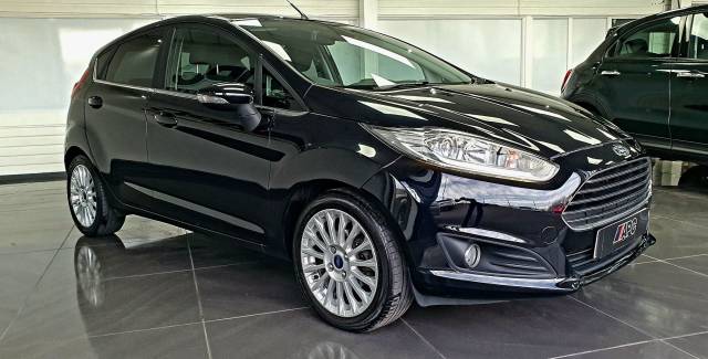 2014 Ford Fiesta 1.0T EcoBoost Titanium Powershift Euro 5 5dr