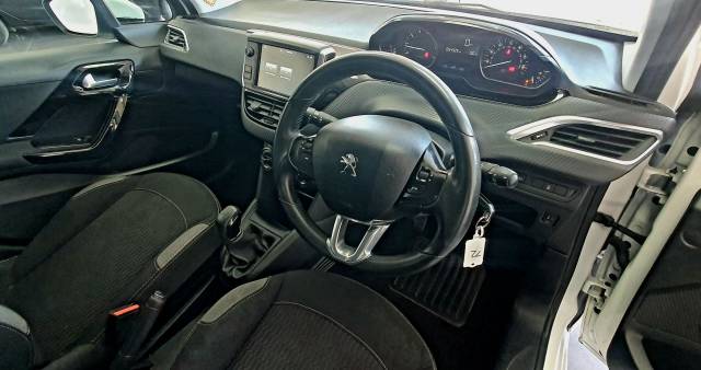 2016 Peugeot 208 1.2 PureTech Active Euro 6 5dr