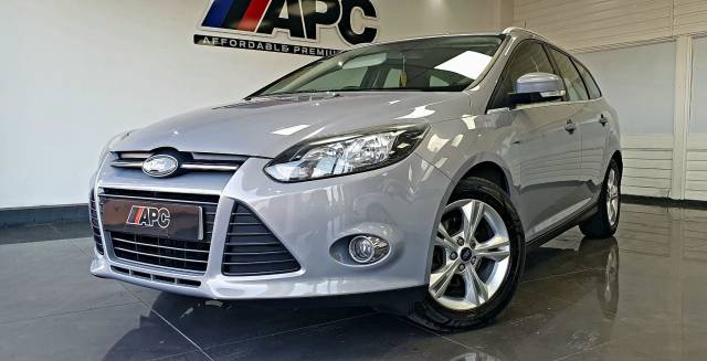 Ford Focus 1.0T EcoBoost Zetec Euro 5 (s/s) 5dr Estate Petrol Silver