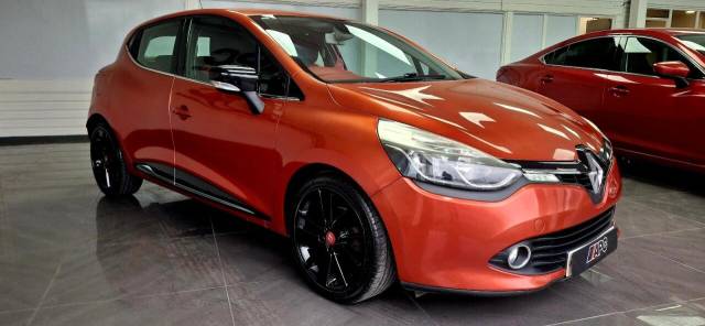 2014 Renault Clio 1.5 dCi Dynamique S MediaNav Hatchback 5dr Diesel Manual Euro 5 (s/s) (90 ps)
