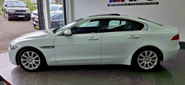 2024 JAGUAR XE SALOON 2.0 PRESTIGE