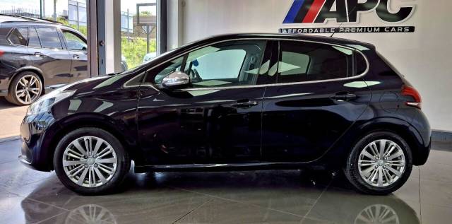 2017 Peugeot 208 1.2 PureTech Allure Hatchback 5dr Petrol Manual Euro 6 (s/s) (82 ps)